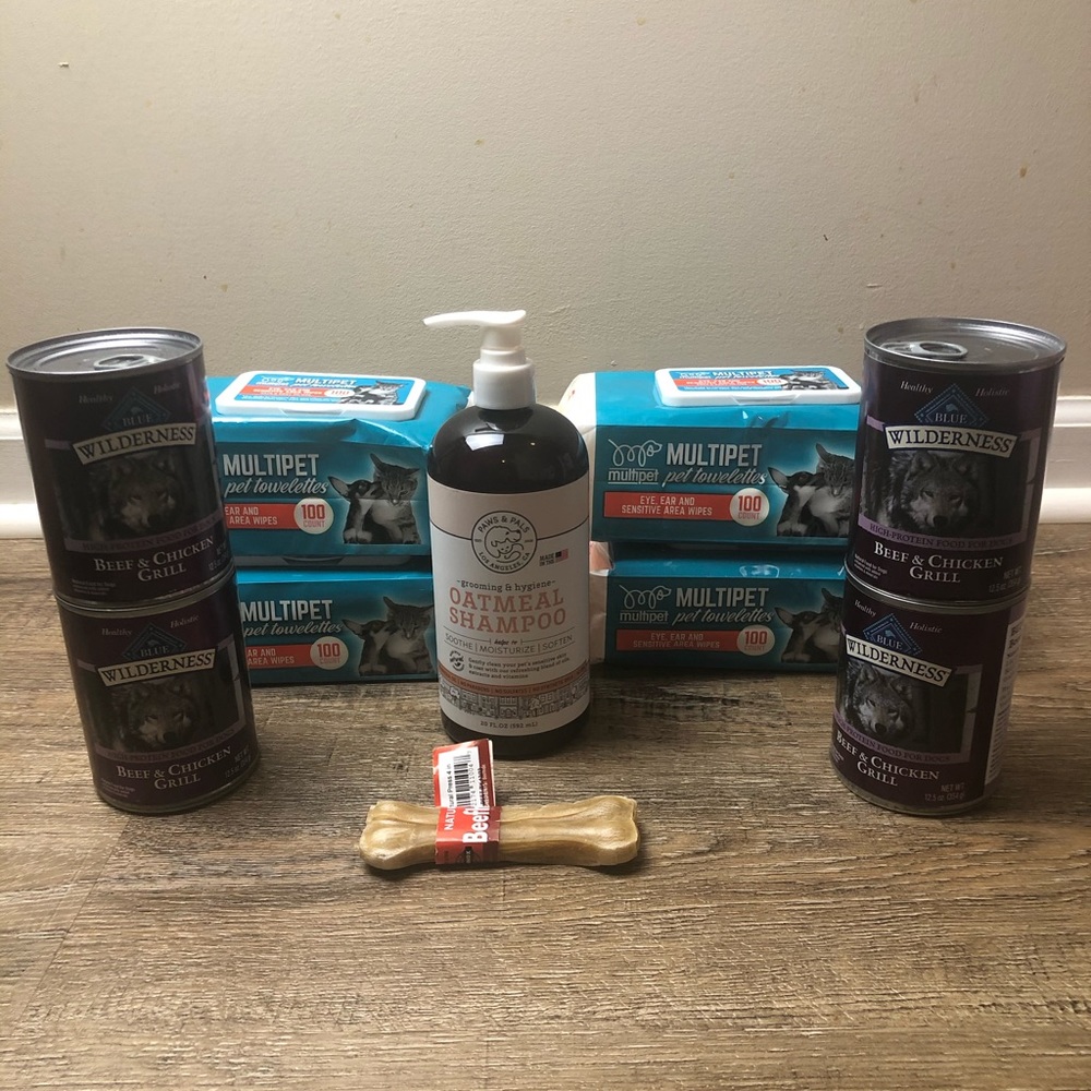 Pet Bundle that includes Shampoo+Clean Wipes+Chew Bone & MORE